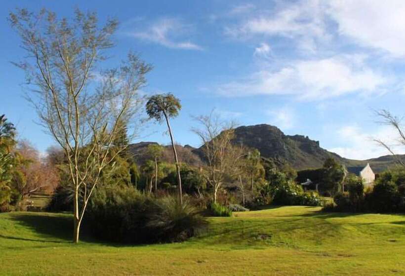 פנסיון Val D  Or Estate