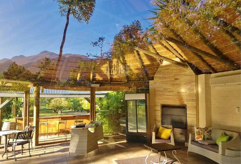 פנסיון Val D  Or Estate