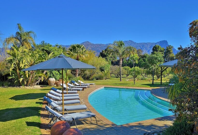 פנסיון Val D  Or Estate