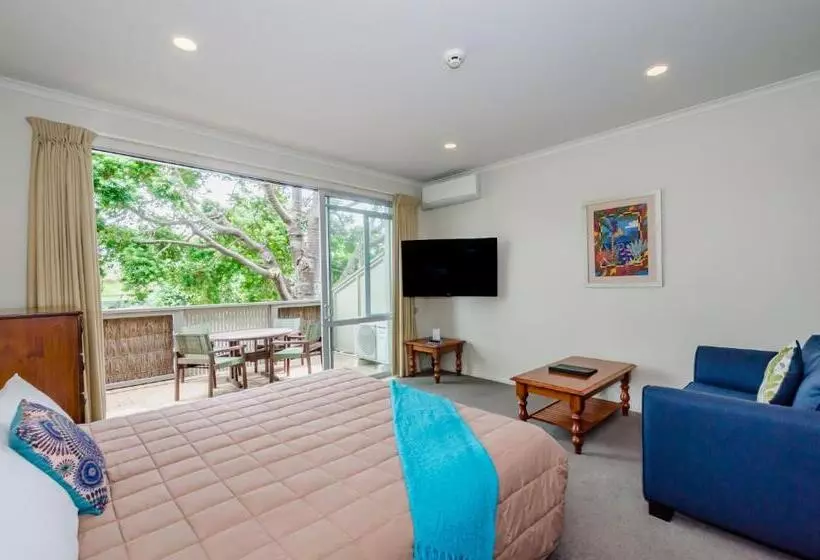 Raumati Sands Resort