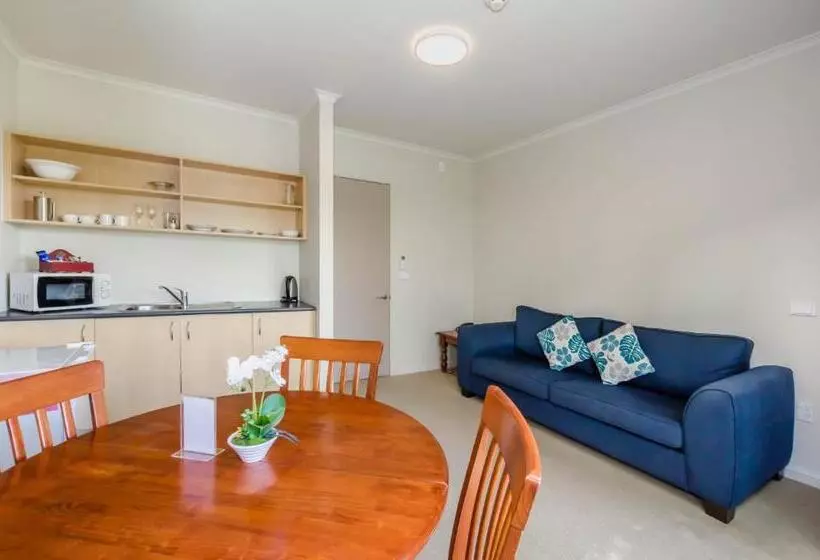 Raumati Sands Resort