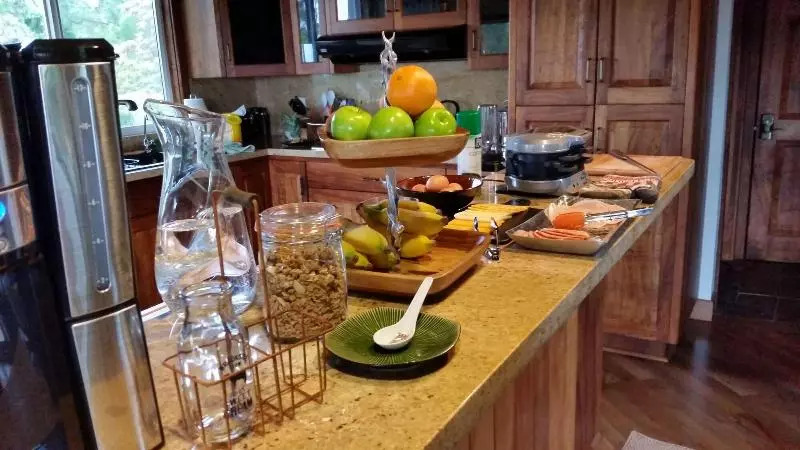 Volcano Acres Ranch B&b