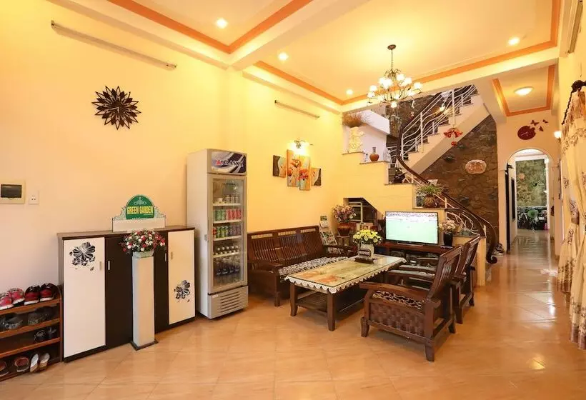 تختخواب و صبحانه Green Garden Homestay