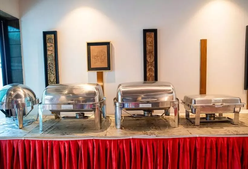 هتل Air Inn Dhaka Airport View