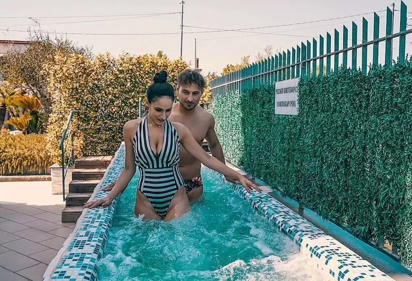 ホテル Albergo Pompei Valley