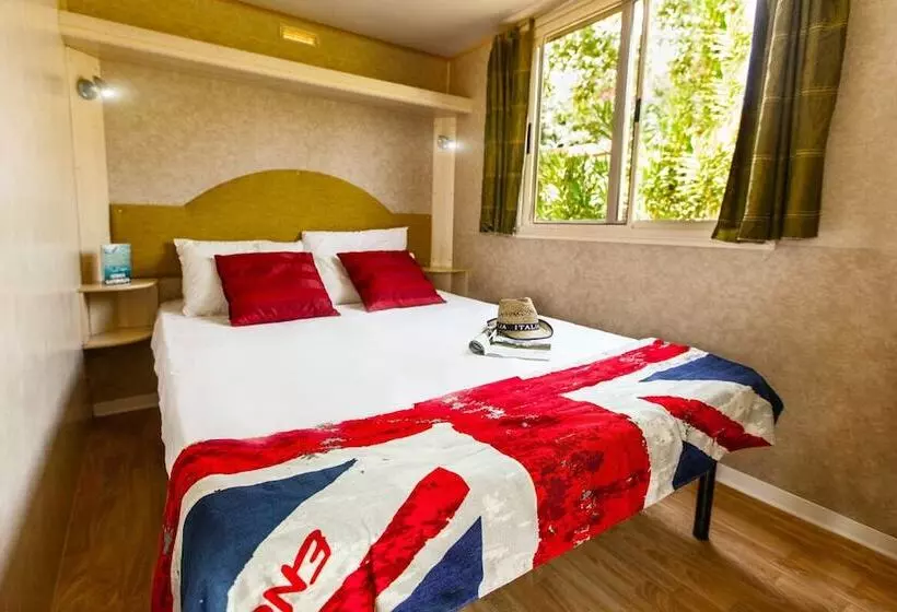 هتل Hu Firenze Certosa Camping In Town