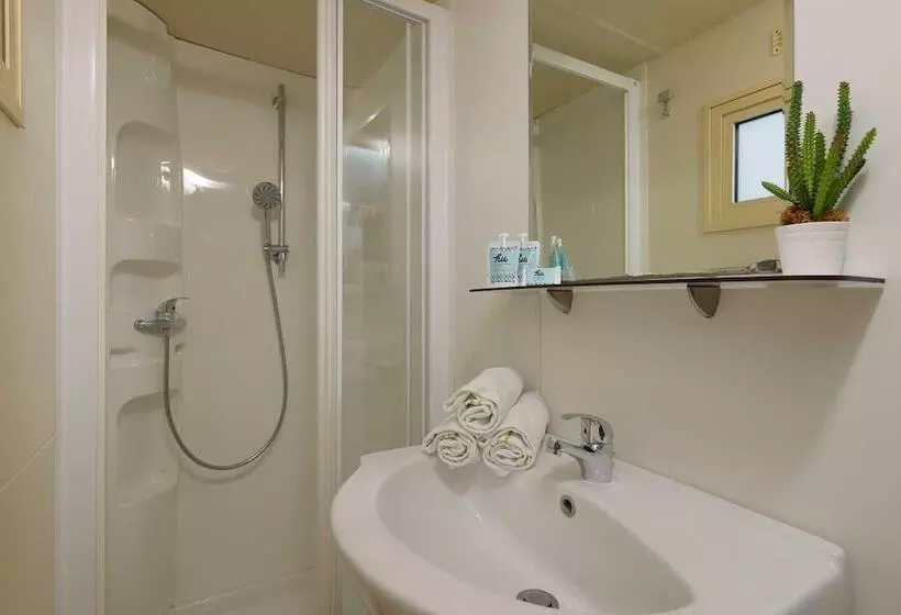 هتل Hu Firenze Certosa Camping In Town