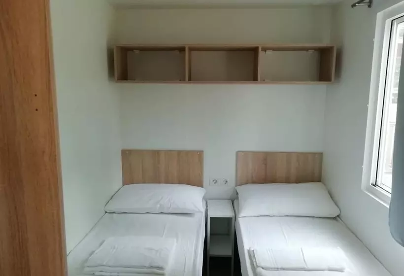 هتل Hu Firenze Certosa Camping In Town