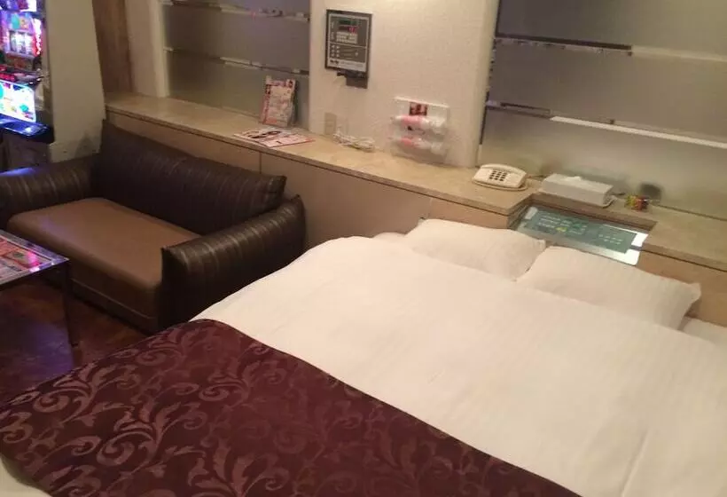 هتل Donguri Corocoro Shiga   Adults Only