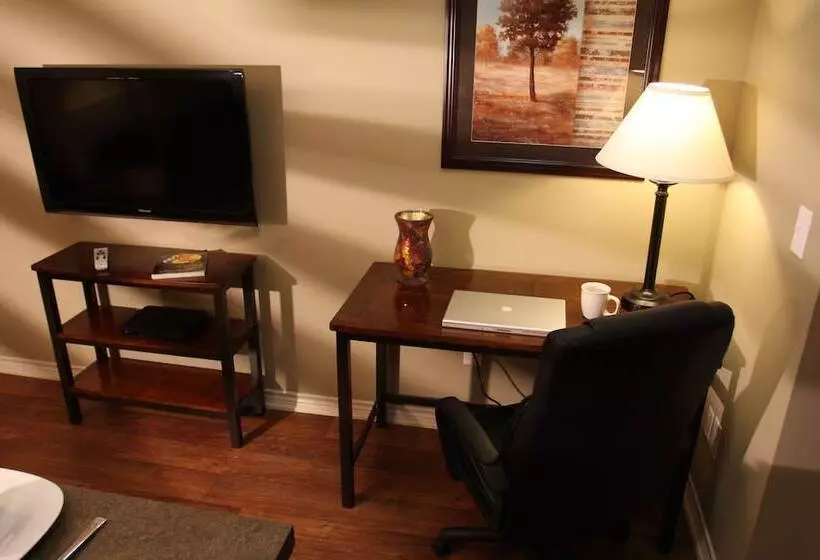 ホテル Eagle S Den Suites Big Spring A Travelodge By Wyndham