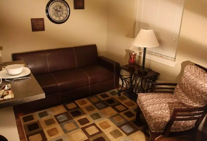 ホテル Eagle S Den Suites Big Spring A Travelodge By Wyndham