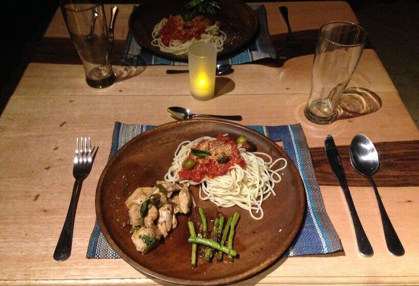 酒店 Isla Expeditions