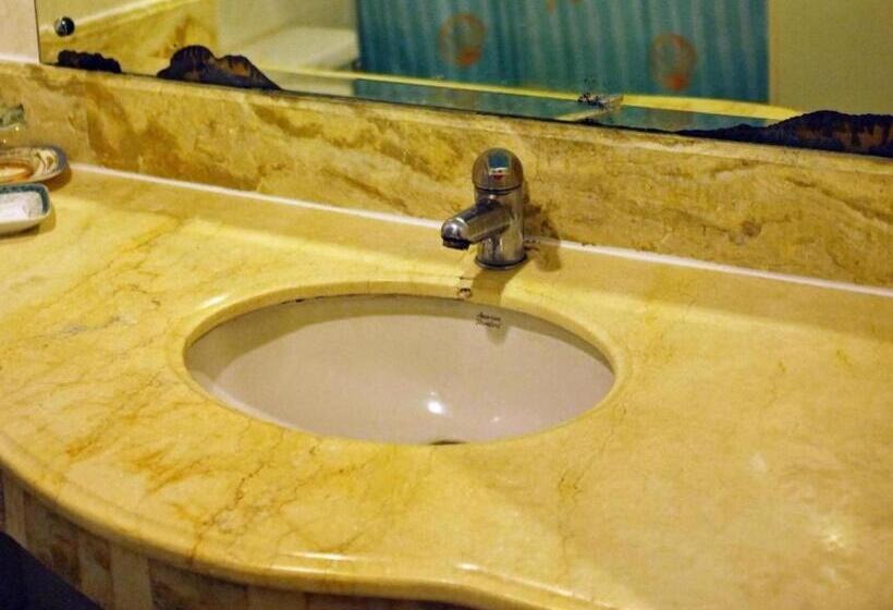 בית מלון כפרי Orange Grove