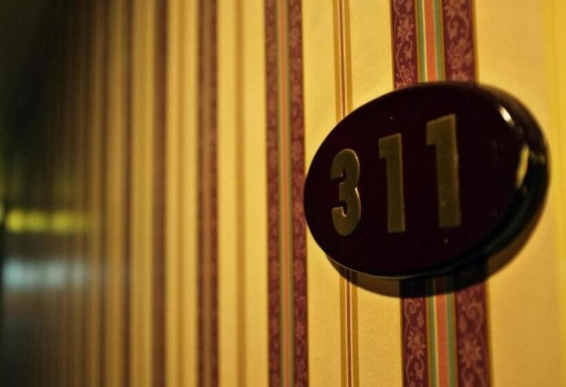 בית מלון כפרי Orange Grove