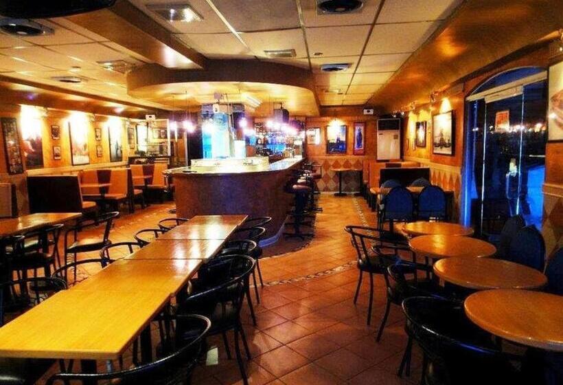 בית מלון כפרי Orange Grove