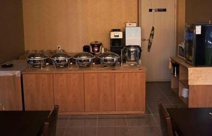 酒店 The 7 Business