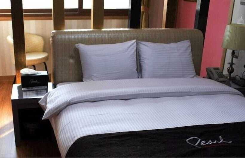 فندق The 7 Business