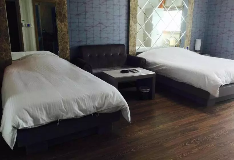 酒店 The 7 Business