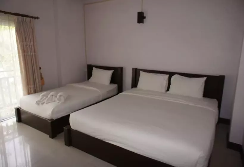 هتل Phou Ang Kham 2