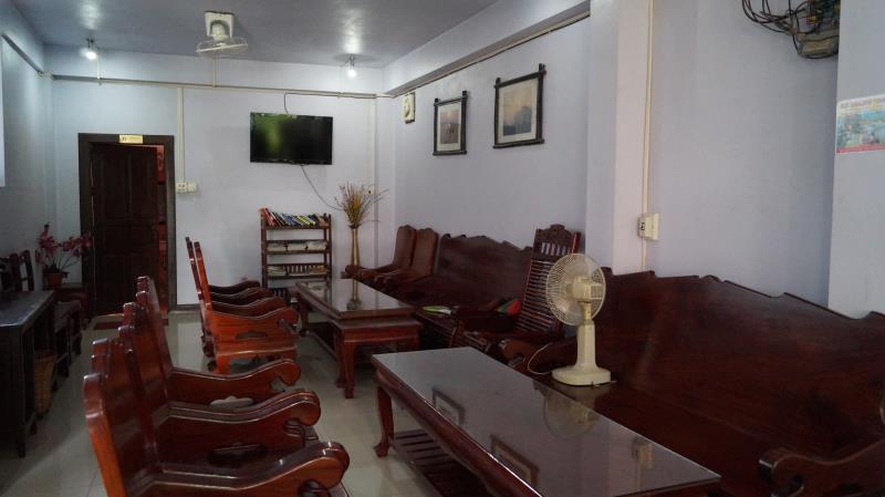 בית מלון כפרי Phou Ang Kham 2