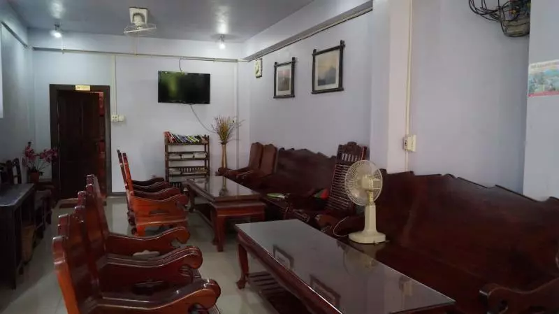 هتل Phou Ang Kham 2