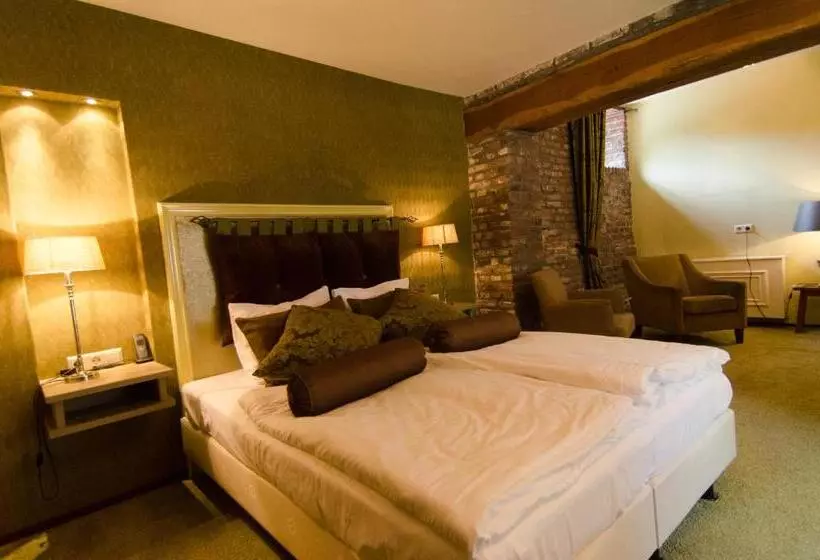 Отель Schinvelder Hoeve