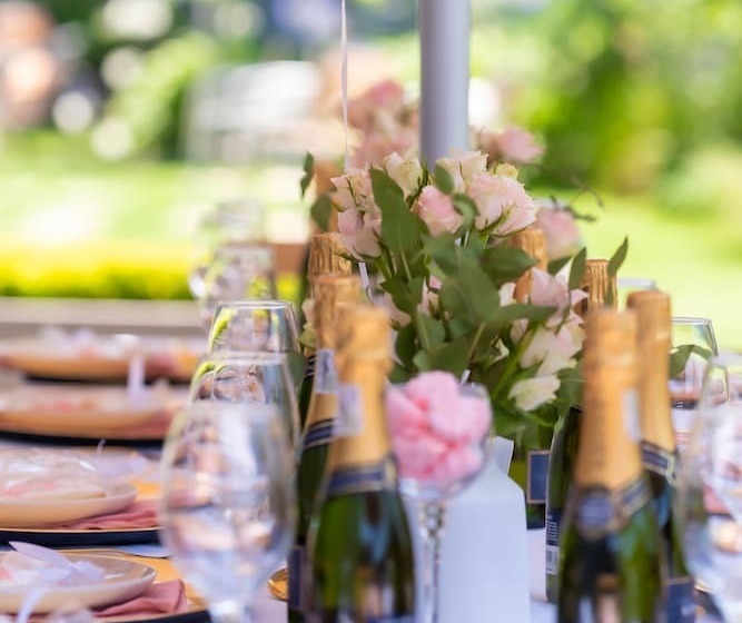 Max Executive Apartments