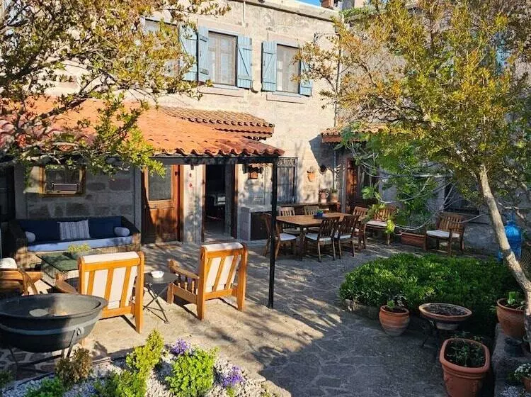 膳宿费 Assos Nar Konak