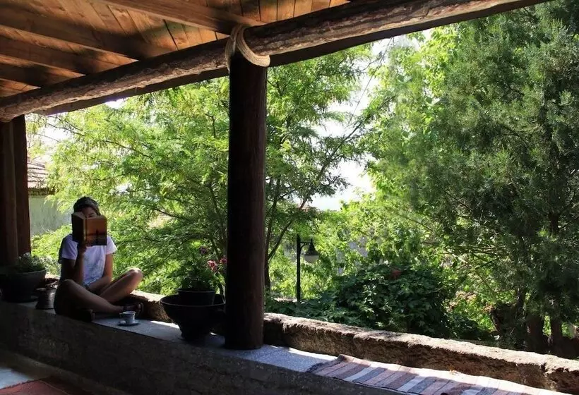 膳宿费 Assos Nar Konak