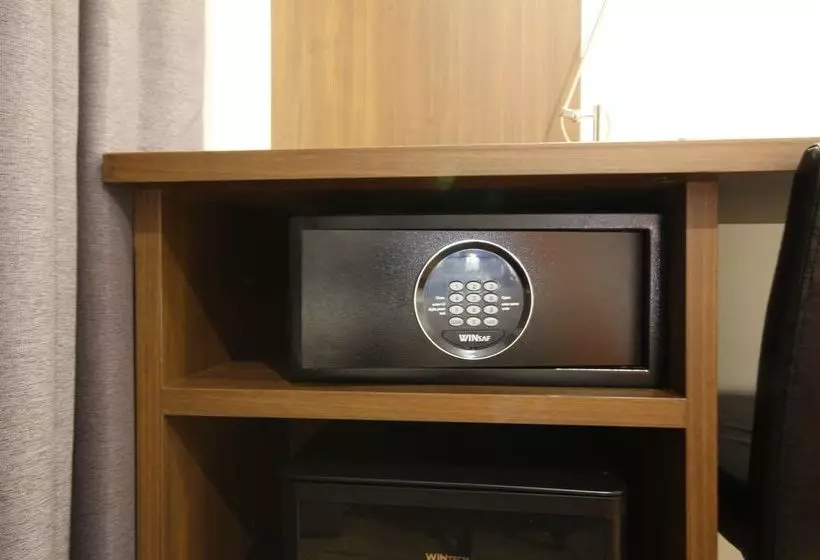 Pension (Hôtel basse catégorie) Indy