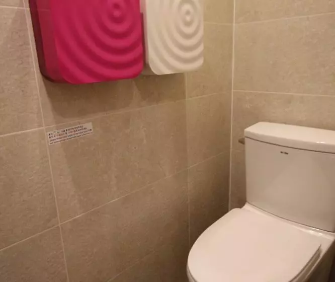 Pension (Hôtel basse catégorie) Indy