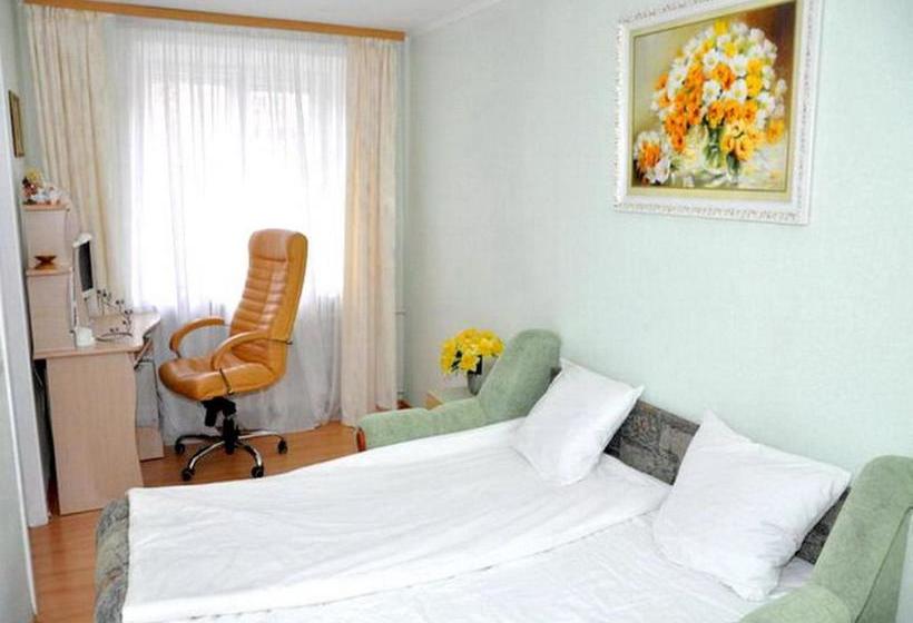 Romantic Lagoon 2 Rooms Apartment Near Metro