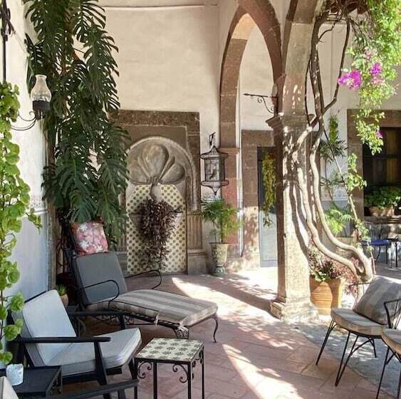 تختخواب و صبحانه Casa Carmen