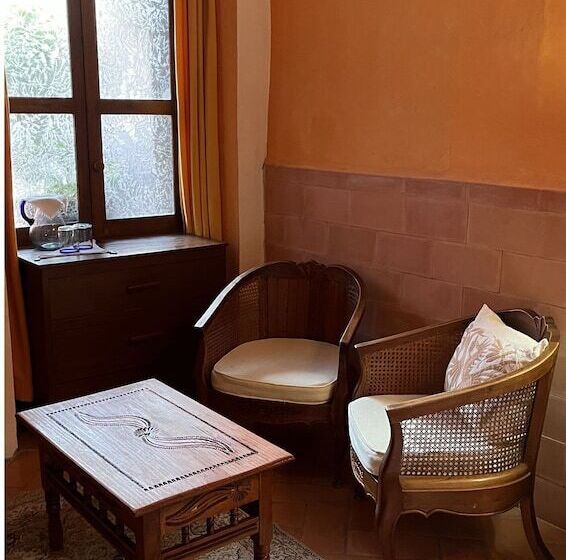 تختخواب و صبحانه Casa Carmen