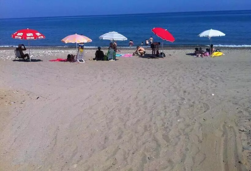 Case Vacanze Paradise Beach Vicino Cefalù Piscina Aperta