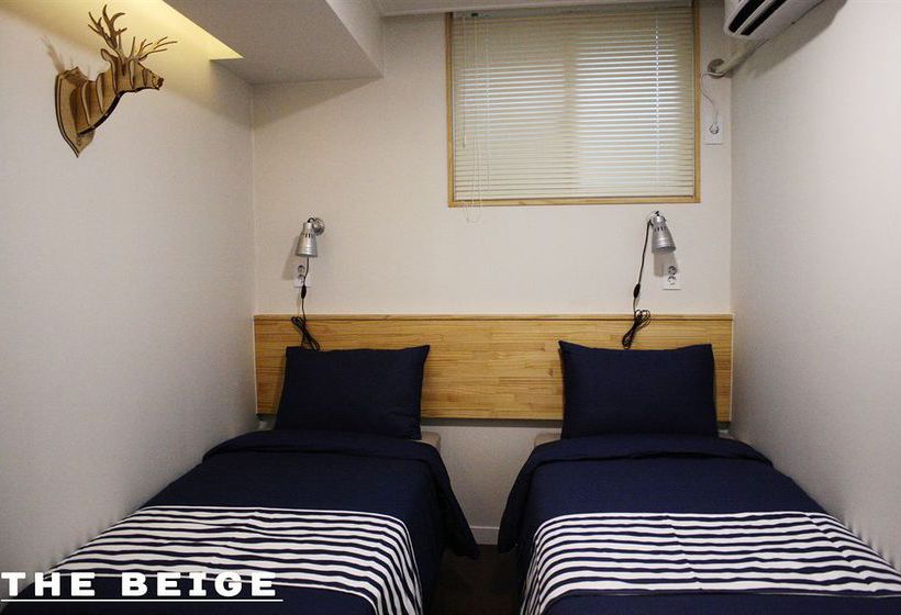 Hostel Beige