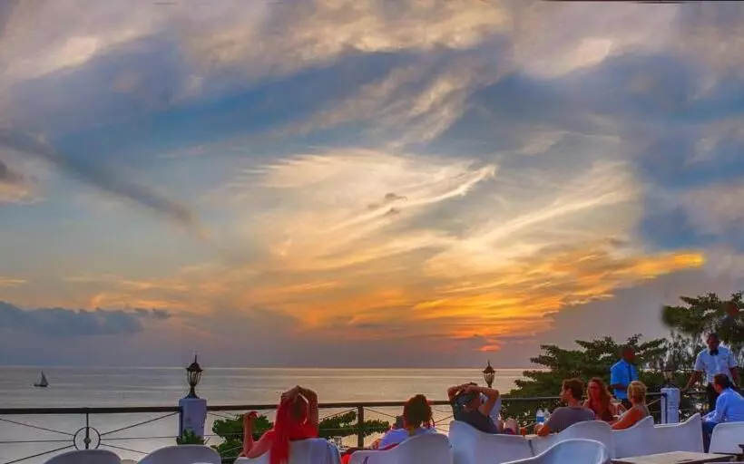 هتل Africa House Zanzibar