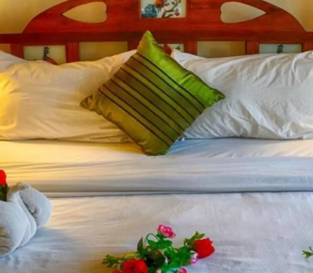 هتل Africa House Zanzibar