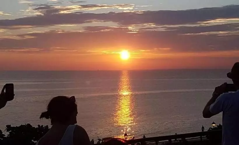 هتل Africa House Zanzibar