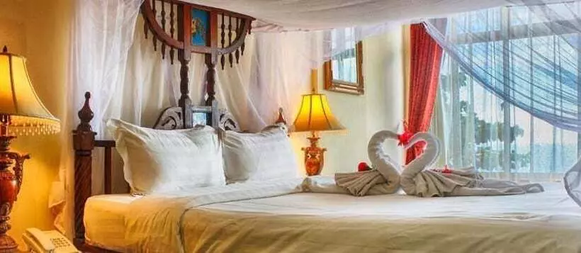 هتل Africa House Zanzibar