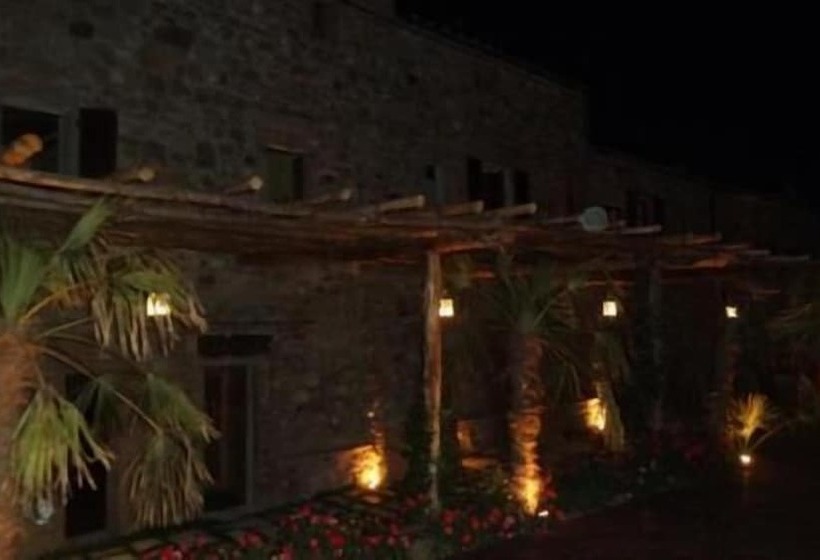 ホテル Agriturismo Materno