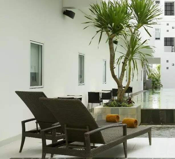 Amaris Hotel Sunset Road   Bali