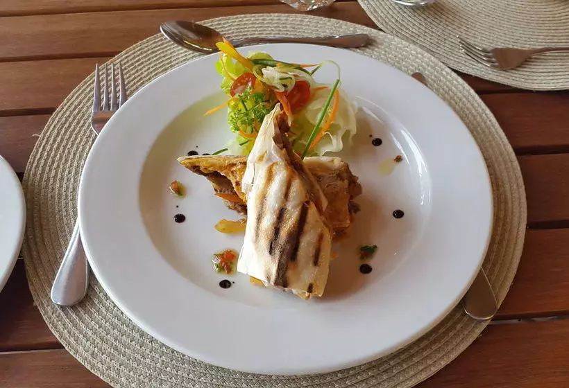 هتل Elephant S Eye, Hwange