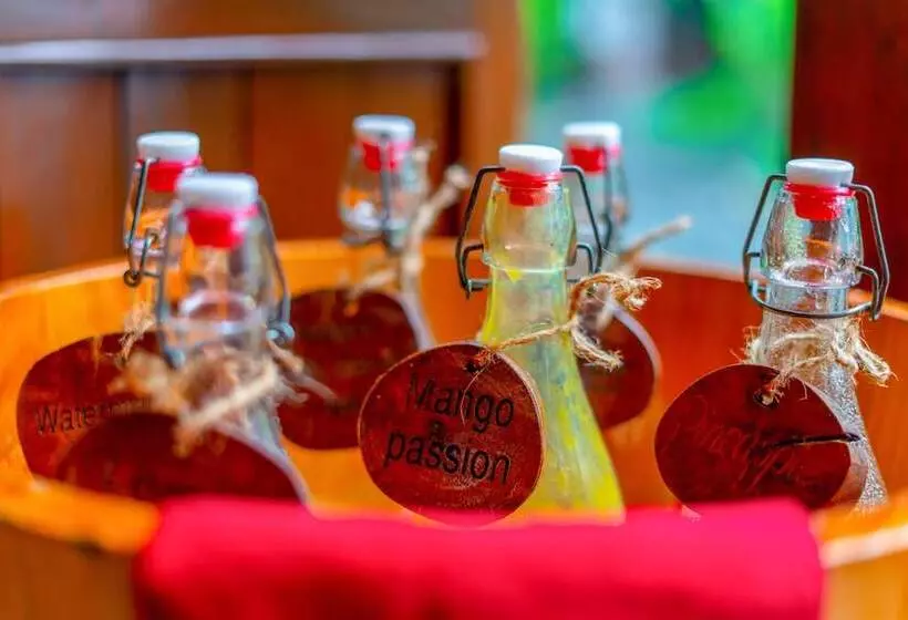 هتل Hoi An Chic   Green Retreat