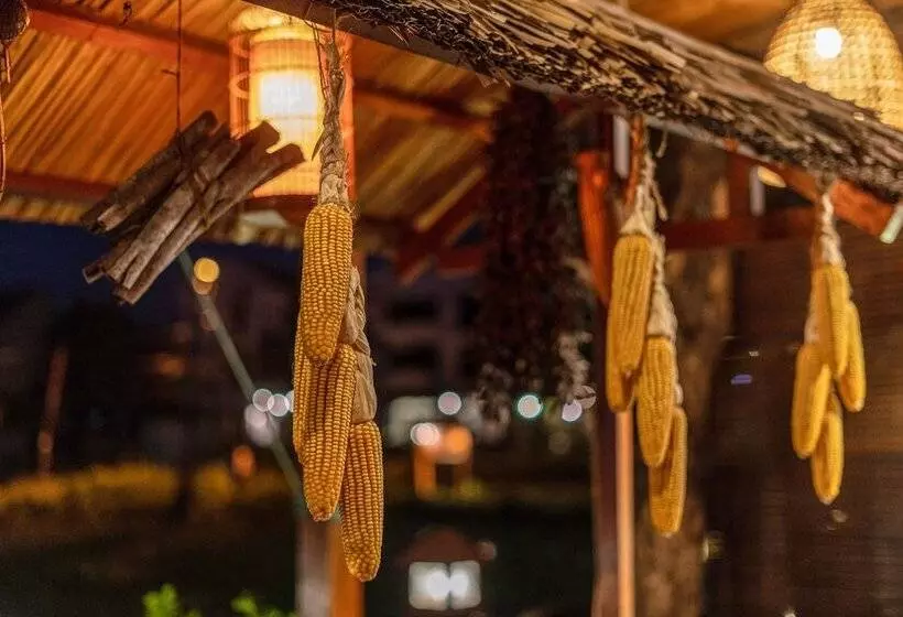 هتل Hoi An Chic   Green Retreat