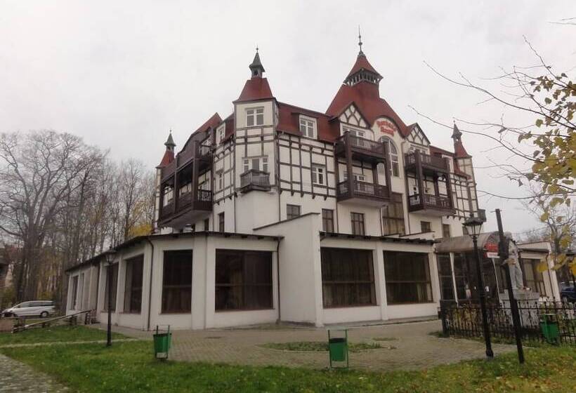 ホテル Kurhaus Kranz