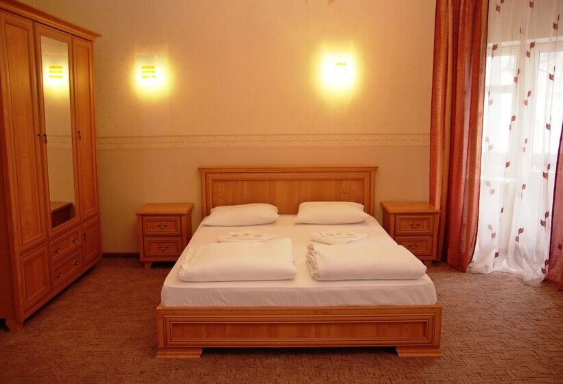 ホテル Kurhaus Kranz