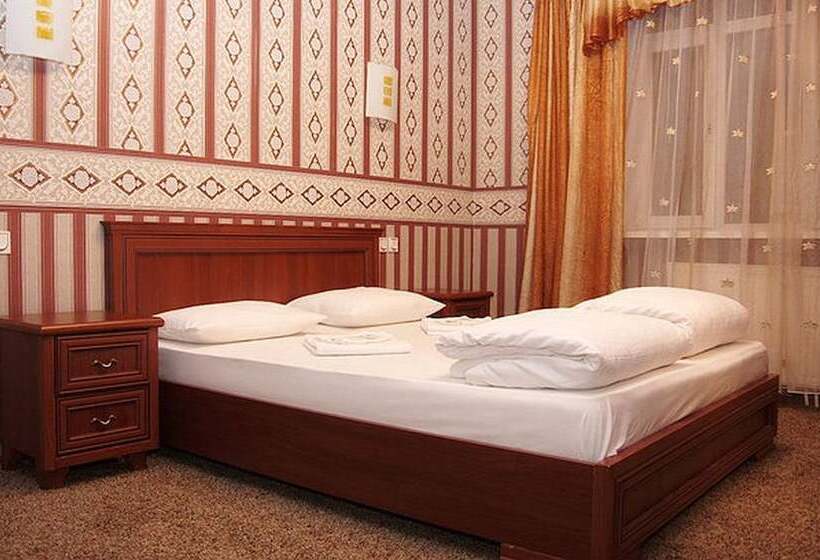 ホテル Kurhaus Kranz