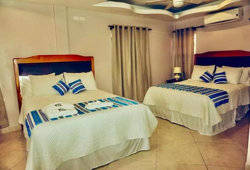 호텔 La Isla Resort