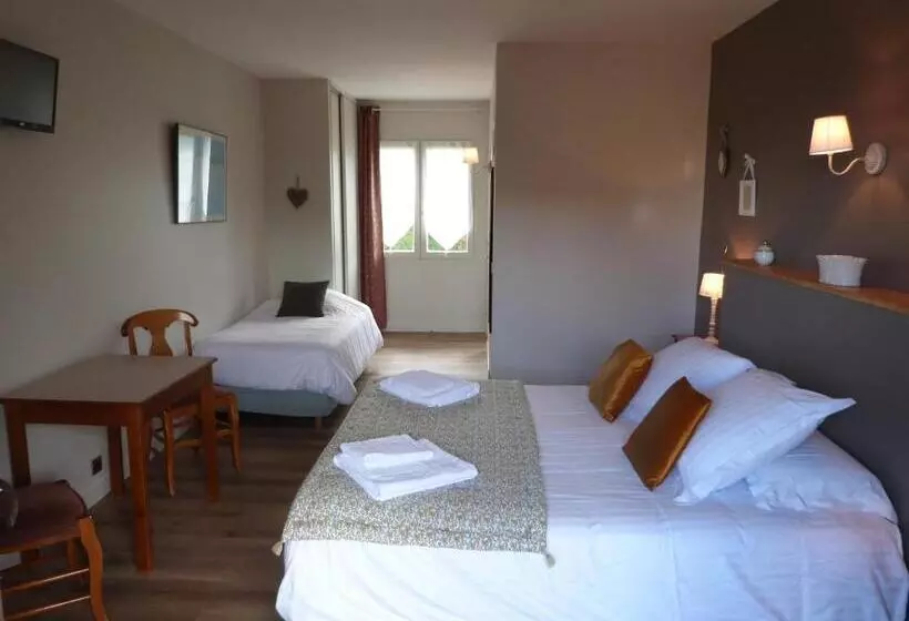 Отель Le Domaine Du Terroir à 5 Minutes Des Grottes De Lascaux